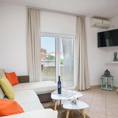 Apartment Slavica *