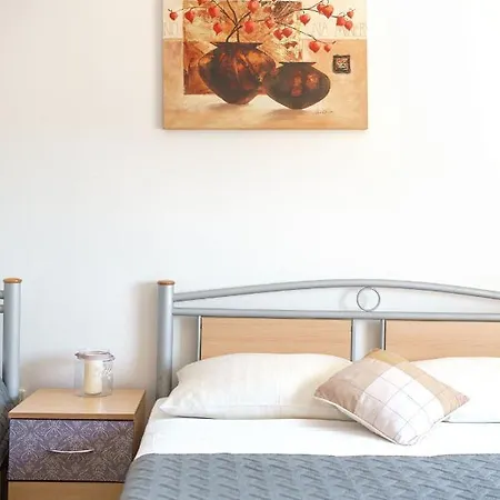 Slavica Apartament *